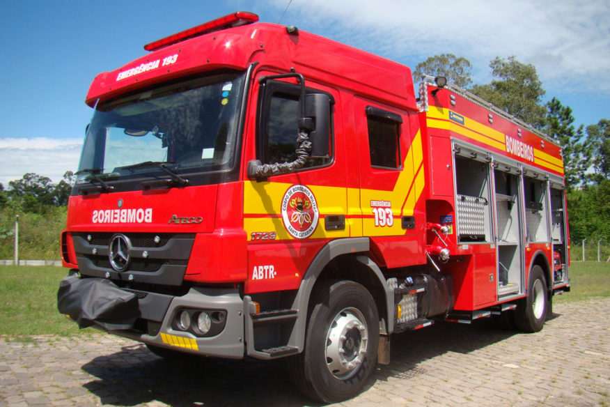 Mitren Entrega Novos Auto Bomba Tanque Resgate Para O Corpo De Bombeiros Militar De Santa 0947